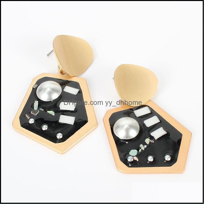 Stud Earrings Jewelry Metal Oil Drop Pearl Fashion Punk Exaggerated Personality Trend Shell Colored Stone Earring Light Luxury Simple Geomet
Stud Earrings Jewelry Metal Oil Drop Pearl Fashion Punk Exaggerated Personality Trend Shell Colored Stone Earring Light Luxury Simple Geomet