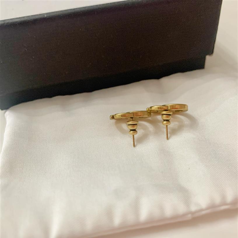 Fashion earrings Brand Designer Classic Style Double G Letter Stud earrings aretes Ladies Simple Jewelry love gift with box243r
Fashion earrings Brand Designer Classic Style Double G Letter Stud earrings aretes Ladies Simple Jewelry love gift with box243r