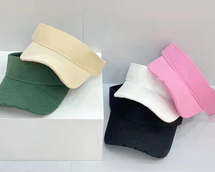 Luxury Summer Broken Hole Empty Top Sun Hat Designer Unisex High Quality Outdoor Exercise Sunscreen Hats Adjustable Fashion Golf Baseball Sunbonnet, Beige
Luxury Summer Broken Hole Empty Top Sun Hat Designer Unisex High Quality Outdoor Exercise Sunscreen Hats Adjustable Fashion Golf Baseball Sunbonnet, Beige
