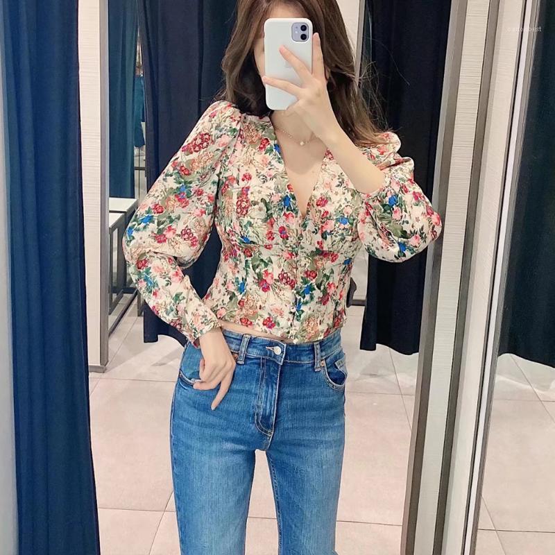 Women's Blouses & Shirts Women's Floral Print Silk Satin Textured Shirt Casual Short V-Neck Fashion Long Sleeve Chic Retro Female Elegan, Multi
Women's Blouses & Shirts Women's Floral Print Silk Satin Textured Shirt Casual Short V-Neck Fashion Long Sleeve Chic Retro Female Elegan, Multi