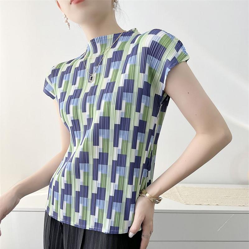 Women's T-Shirt Miyak Pleated Slim Tops Women Summer Short Sleeve Print Stand Collar Casual Fashion Stretch Ladies ClothingWomen's, Blue
Women's T-Shirt Miyak Pleated Slim Tops Women Summer Short Sleeve Print Stand Collar Casual Fashion Stretch Ladies ClothingWomen's, Blue