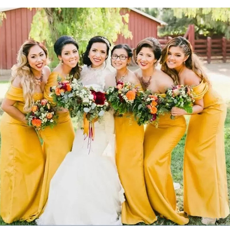 Country Yellow Bridesmaid Dresses Off The Shoulder Mermaid Pleats Backless Long Maid of Honor Gowns Plus Size