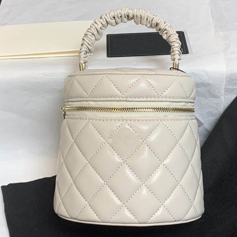 Mini Bucket Bag 4-colour Top luxury Designer Crossbody Shoulder Bags Handbag womens fashion leather handbags handbag shouldersbag
Mini Bucket Bag 4-colour Top luxury Designer Crossbody Shoulder Bags Handbag womens fashion leather handbags handbag shouldersbag