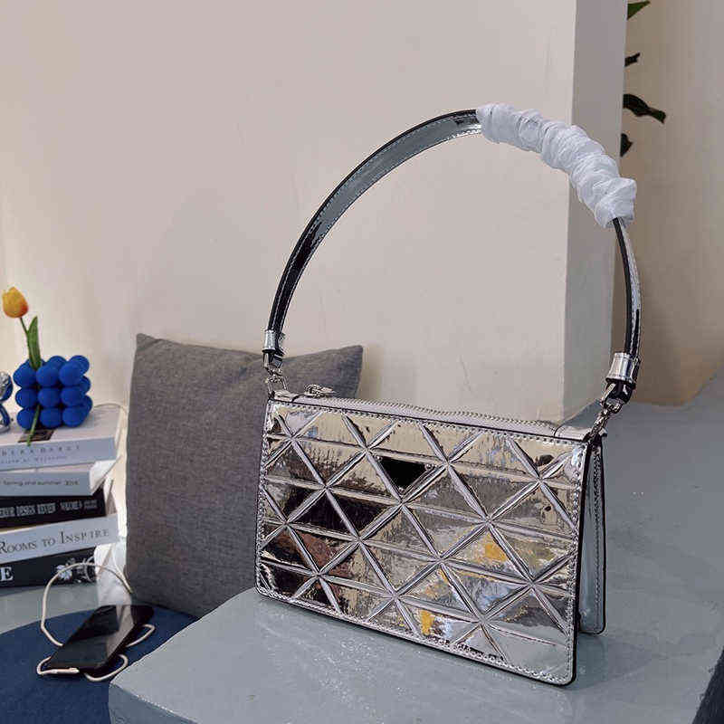 Shoulder Bags Shoppers Tote Women Handbags Leather Designers Purses Fashion Crossbody Classic Handbag Messenger Bag Axillary Triangle Designer Practical 0406, Pra27
Shoulder Bags Shoppers Tote Women Handbags Leather Designers Purses Fashion Crossbody Classic Handbag Messenger Bag Axillary Triangle Designer Practical 0406, Pra27