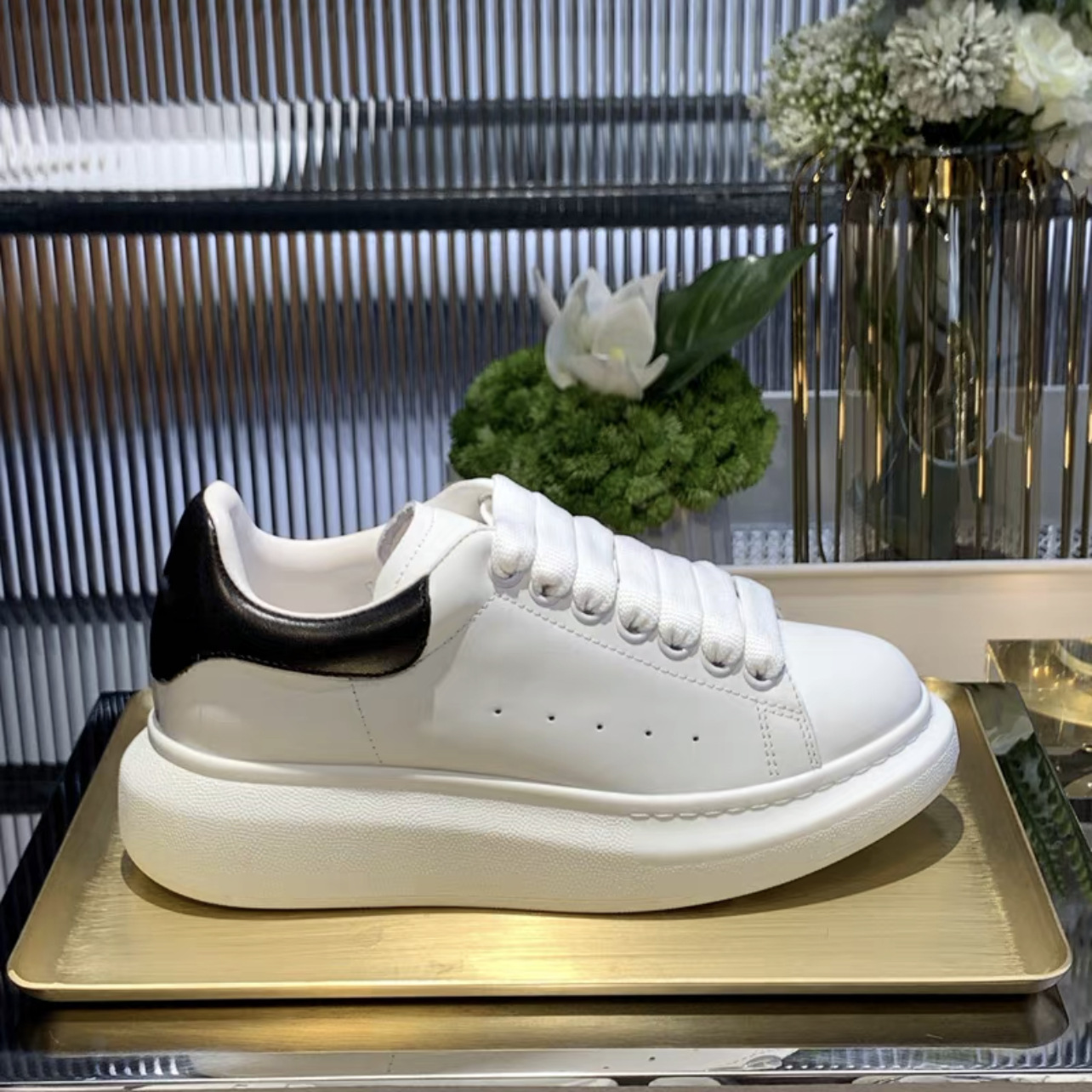 2022 Top Quality Mens Womens Casual Shoes Lace Up Flat Comfort Pretty Trainers Daily Lifestyle Luxury Sneakers Size 35-46, Colour-41
2022 Top Quality Mens Womens Casual Shoes Lace Up Flat Comfort Pretty Trainers Daily Lifestyle Luxury Sneakers Size 35-46, Colour-41