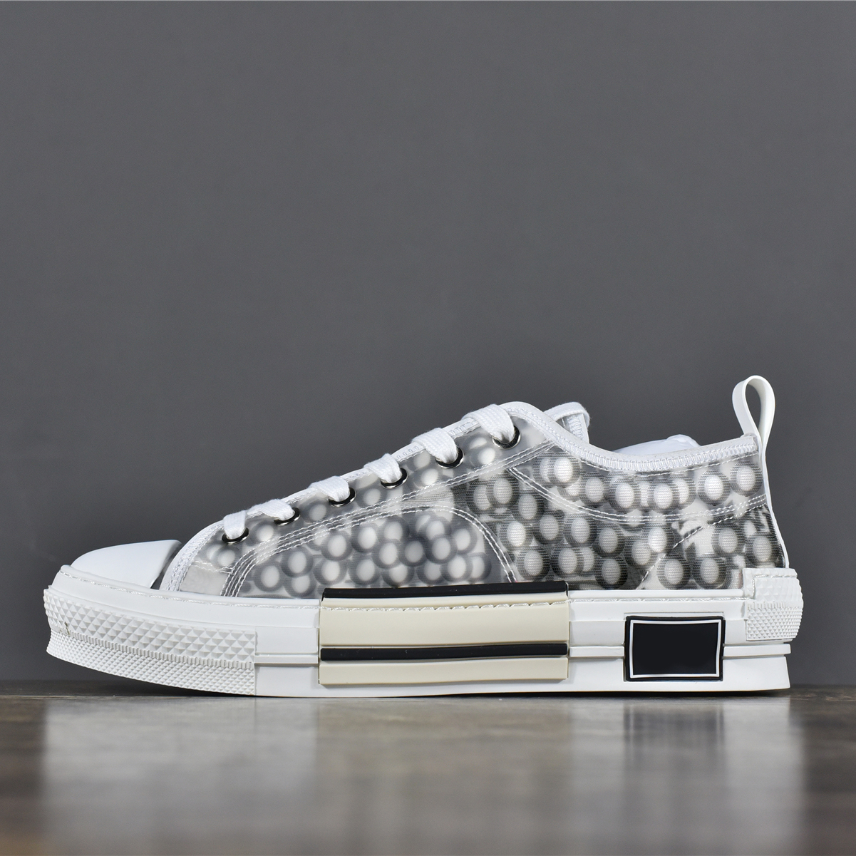 With Box Top Quality Designer B23 shoe transparent printing luxury high-top Genuine Leather casual shoes b22 canvas man woman fashion sneakers size 35-45
With Box Top Quality Designer B23 shoe transparent printing luxury high-top Genuine Leather casual shoes b22 canvas man woman fashion sneakers size 35-45