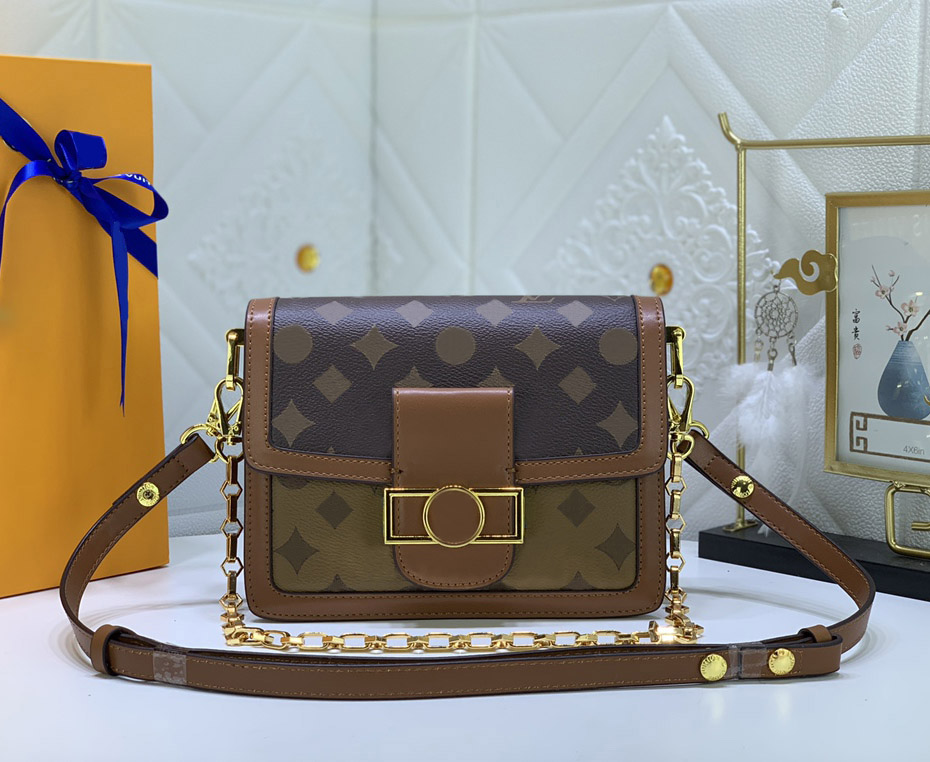 Fashion Designers Women Handbags Shoulder Bags Luxurys Lady Crossbody Highs Quality Flower Letter Leather Messenger Dauphine Purses Original Chains Totes 44V391, Monograms
Fashion Designers Women Handbags Shoulder Bags Luxurys Lady Crossbody Highs Quality Flower Letter Leather Messenger Dauphine Purses Original Chains Totes 44V391, Monograms