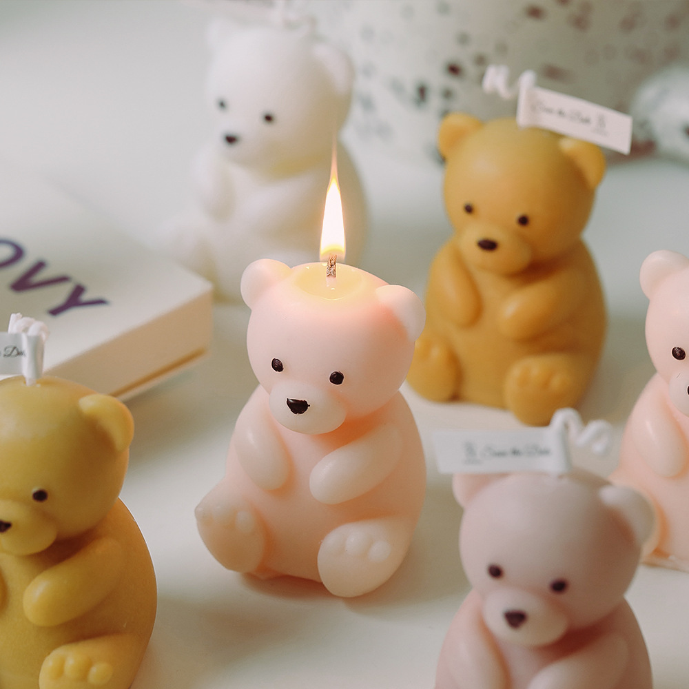 Children's birthday candles cartoon little bear scented candle creative cute aromatherapy handmade candle cake decor candle