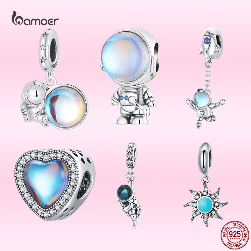 925 Silver Fit Pandora Charm 925 Bracelet Cute Moonstone Astronaut & charms set Pendant DIY Fine Beads Jewelry
925 Silver Fit Pandora Charm 925 Bracelet Cute Moonstone Astronaut & charms set Pendant DIY Fine Beads Jewelry