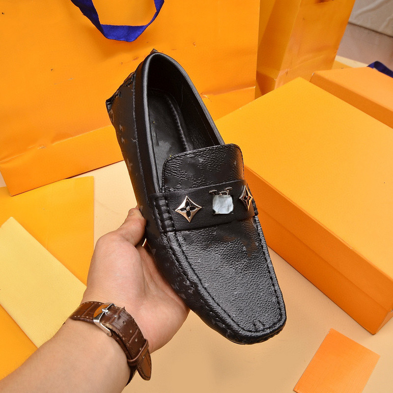 48 style Designers L Men Dress Shoes Metal Chain Princetown Patent Leather Casual Shoe Business Loafers Pattern Fashion Sneakers size 38-45, With logo #25
48 style Designers L Men Dress Shoes Metal Chain Princetown Patent Leather Casual Shoe Business Loafers Pattern Fashion Sneakers size 38-45, With logo #25