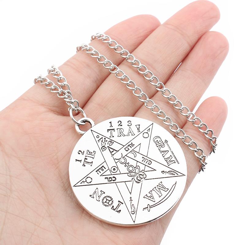 Pendant Necklaces 1pcs Fashion Witchcraft Tetragrammaton Pentagram Necklace Chain Star Charms For Men Women Silver Color JewelryPendant
Pendant Necklaces 1pcs Fashion Witchcraft Tetragrammaton Pentagram Necklace Chain Star Charms For Men Women Silver Color JewelryPendant