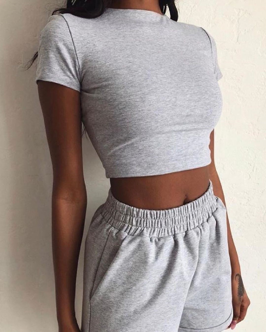 Newest Arrival Women's Tracksuits Summer Casual Set 2Pcs Sportswear Sets Girls Short Sleeve Cropped Top and Elastic Waist Shorts Casual Outfits, Gray
Newest Arrival Women's Tracksuits Summer Casual Set 2Pcs Sportswear Sets Girls Short Sleeve Cropped Top and Elastic Waist Shorts Casual Outfits, Gray