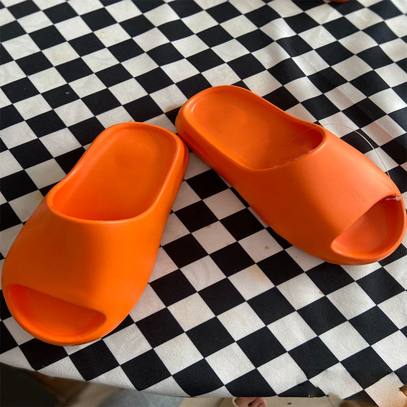 2022 Designer Slippers Men Woman slider Vermillion Mineral Blue Onyx Pure Sandals Slipper Ochre Bone Resin Clog Desert Ararat slides shoe 36-46, Box
2022 Designer Slippers Men Woman slider Vermillion Mineral Blue Onyx Pure Sandals Slipper Ochre Bone Resin Clog Desert Ararat slides shoe 36-46, Box