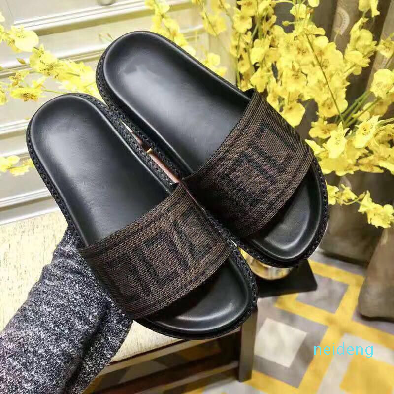 2022 Classics sandals Designer Slippers slides Floral brocade Gear bottoms Flip Flops men women striped Beach causal slipper h3002
2022 Classics sandals Designer Slippers slides Floral brocade Gear bottoms Flip Flops men women striped Beach causal slipper h3002