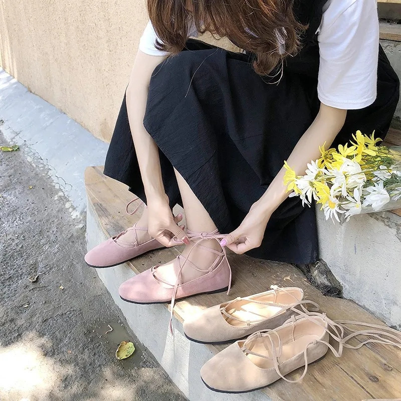 Sepatu Balet Berenda Pergelangan Kaki Merah Muda Manis Wanita Loafer Jari Kaki Persegi Slip Lembut Kasual Nyaman Menyusui Hitam Khaki Flat 220614
Sepatu Balet Berenda Pergelangan Kaki Merah Muda Manis Wanita Loafer Jari Kaki Persegi Slip Lembut Kasual Nyaman Menyusui Hitam Khaki Flat 220614