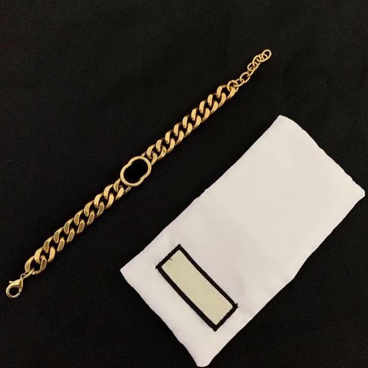 Top Quality Brass Women Designer Necklace Pendant Bracelet Luxury Earrings Fashion Jewelry Christmas Gift Without Box
Top Quality Brass Women Designer Necklace Pendant Bracelet Luxury Earrings Fashion Jewelry Christmas Gift Without Box