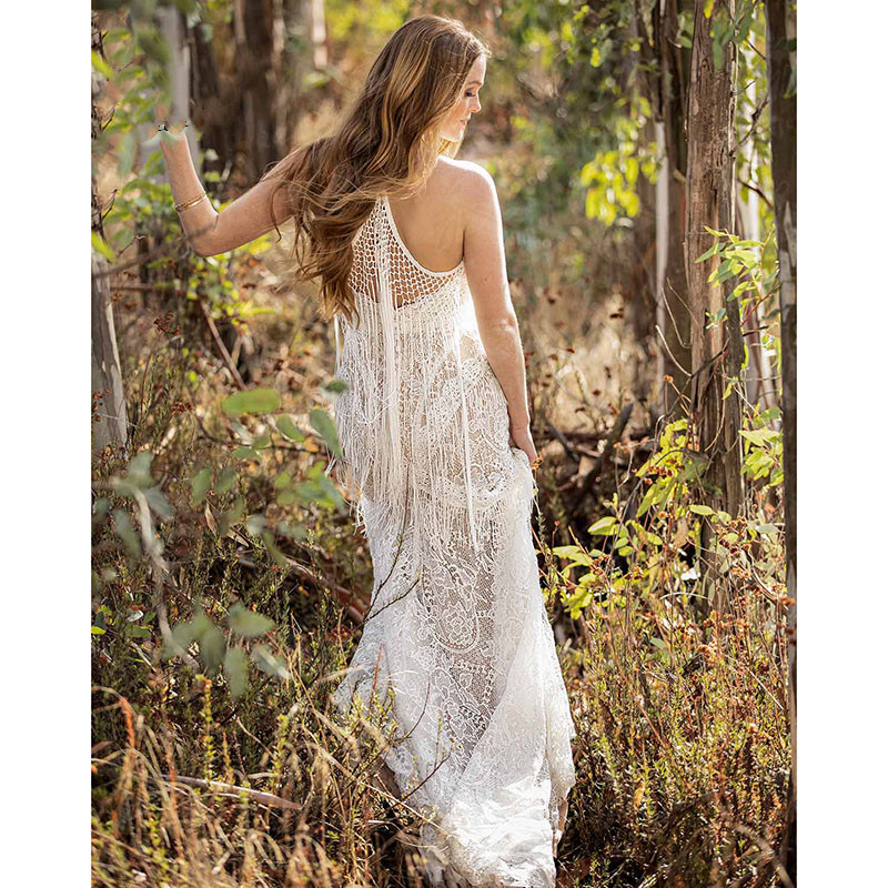Bohemian Beach Mermaid Wedding Dresses 2022 Country Garden Halter Corchet Lace Tassel Sweep Train Bridal Gowns Abito da sposa