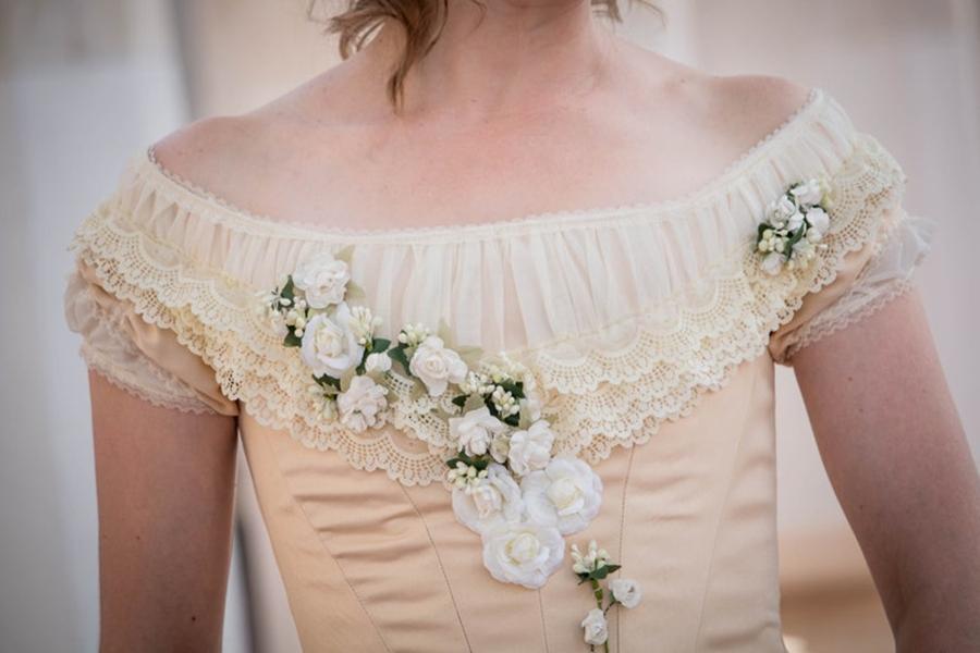 Victorian Champagne Wedding Dress Ballroom Gothic 3D Floral lace-up Bustle Wedding Gowns