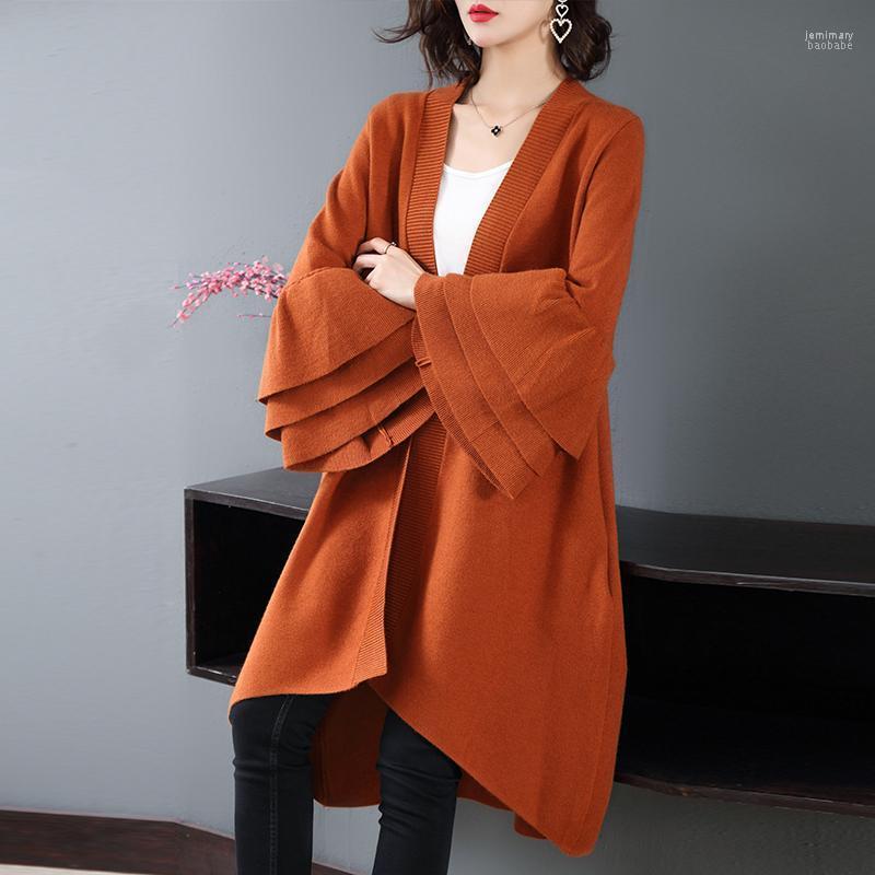 Women's Sweaters JANELUXURY Brand Irregular Knit Cardigan 2022 Autumn Winter Fashion Double-decked Flare-sleeves Outwear Jemi22, Navy blue
Women's Sweaters JANELUXURY Brand Irregular Knit Cardigan 2022 Autumn Winter Fashion Double-decked Flare-sleeves Outwear Jemi22, Navy blue