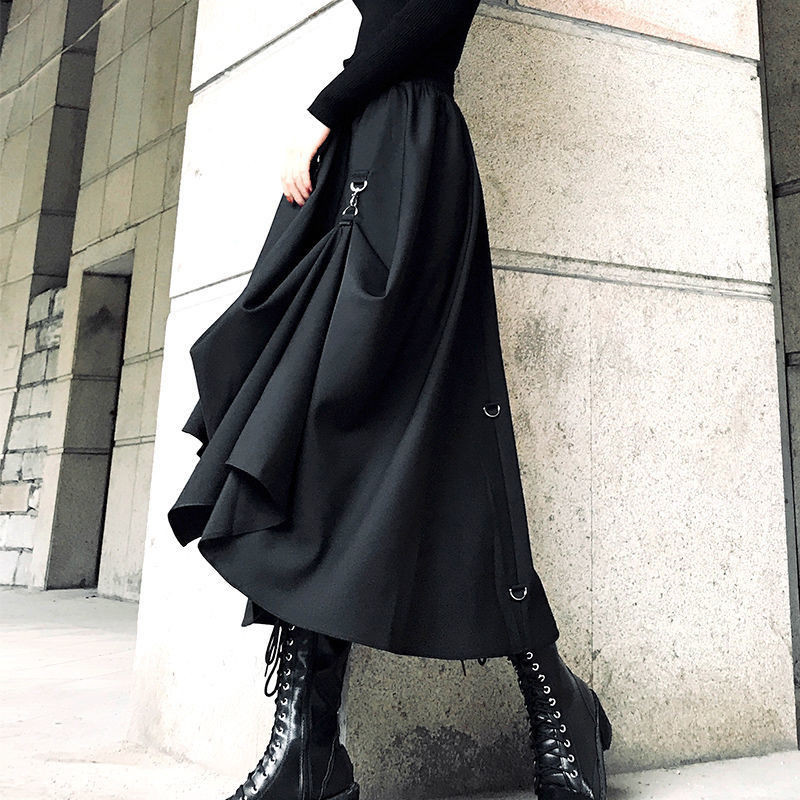 Plus Size Harajuku Punk Style Skirt High Waist Buckle Irregular Gothic Skirt Black Hip Hop Streetwear Freely Adjustable 220322