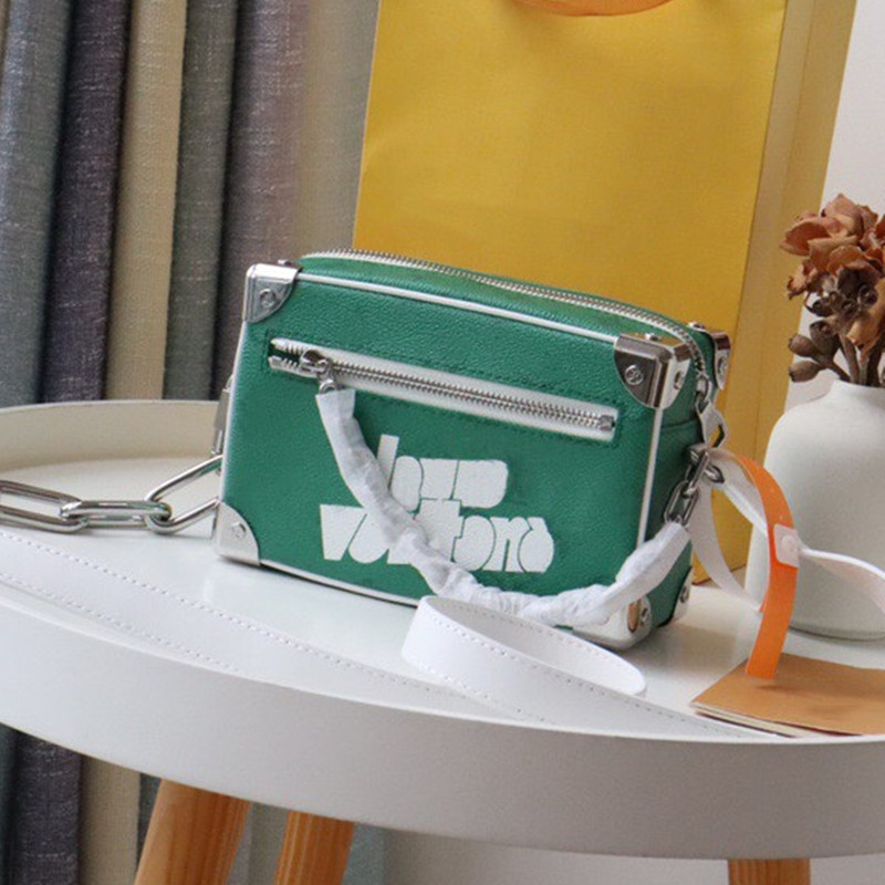 Fashion Mini Soft Trunk Square Bag New Style Shoulder Bags Women Chain Bags Cross Body Totes Handbags box bag luxury designer handbag vintage canvas crossbody 80816, Brown
Fashion Mini Soft Trunk Square Bag New Style Shoulder Bags Women Chain Bags Cross Body Totes Handbags box bag luxury designer handbag vintage canvas crossbody 80816, Brown