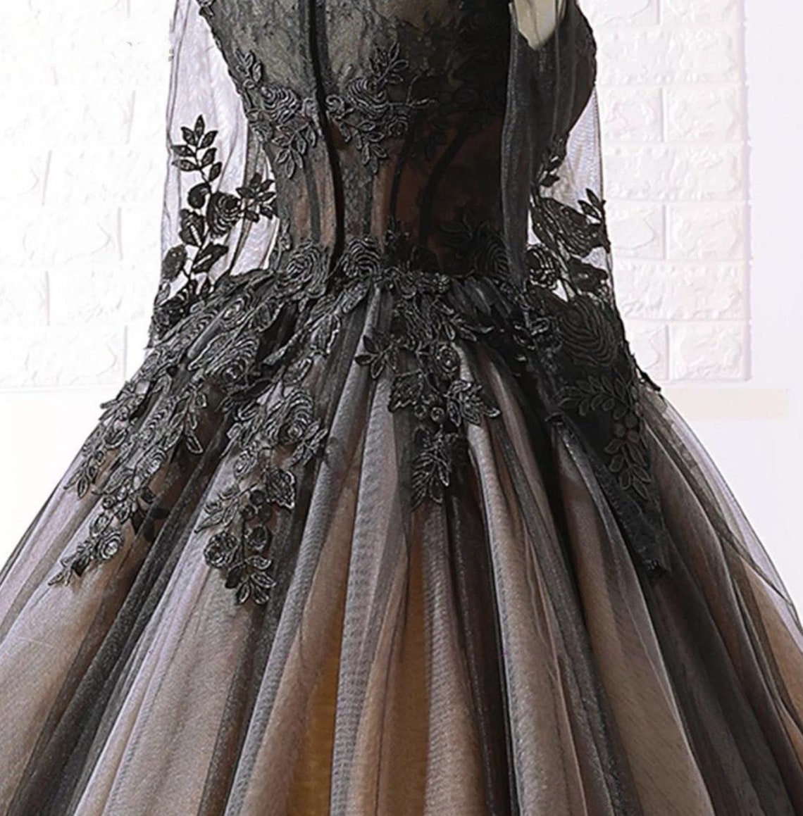 Retro Gothic Black Wedding Dress Vintage Corset A Line Bridal Gowns Lace Appliques Long Sleeve Floor Length Bride Dresses 2022 Autumn Robes De Mariage