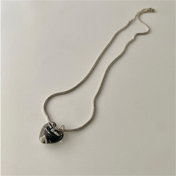 Green Black Zebra-Stripe Glass Heart Pendant Titanium Steel Chain Necklaces for Women Chokers Unusual Necklace Aesthetic Jewelry GC987