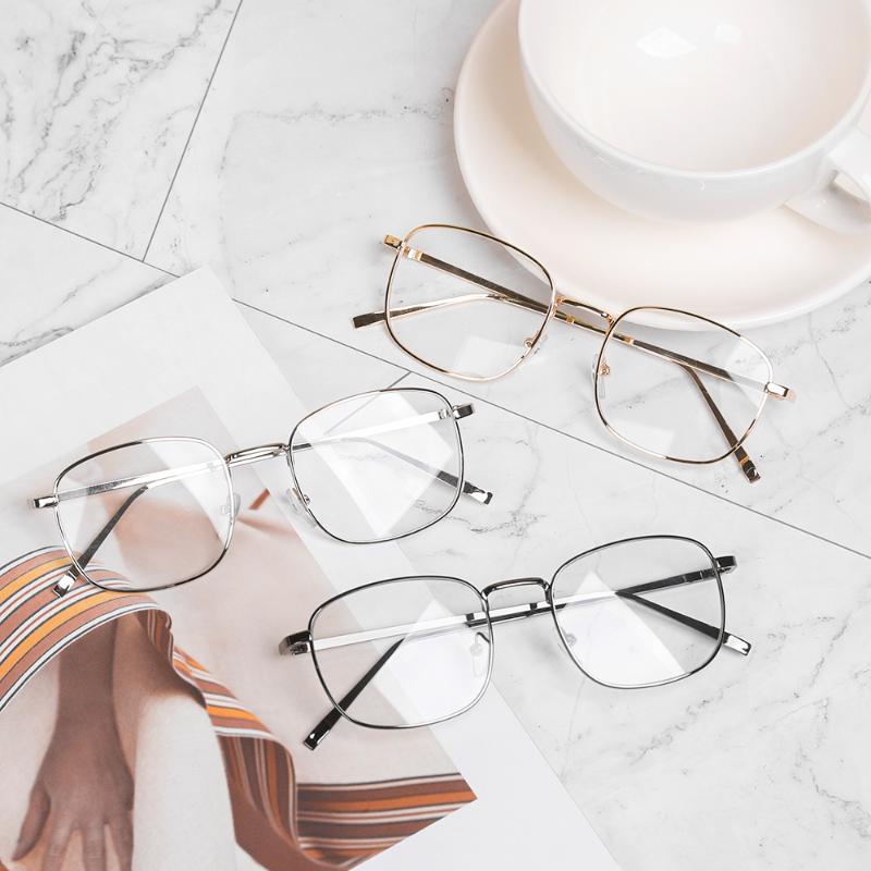Sunglasses Women Men Square Glasses Fashion Retro Metal Eyeglasses Frame Elegant Temperamental Spectacles Reading Flat Vision Care
Sunglasses Women Men Square Glasses Fashion Retro Metal Eyeglasses Frame Elegant Temperamental Spectacles Reading Flat Vision Care