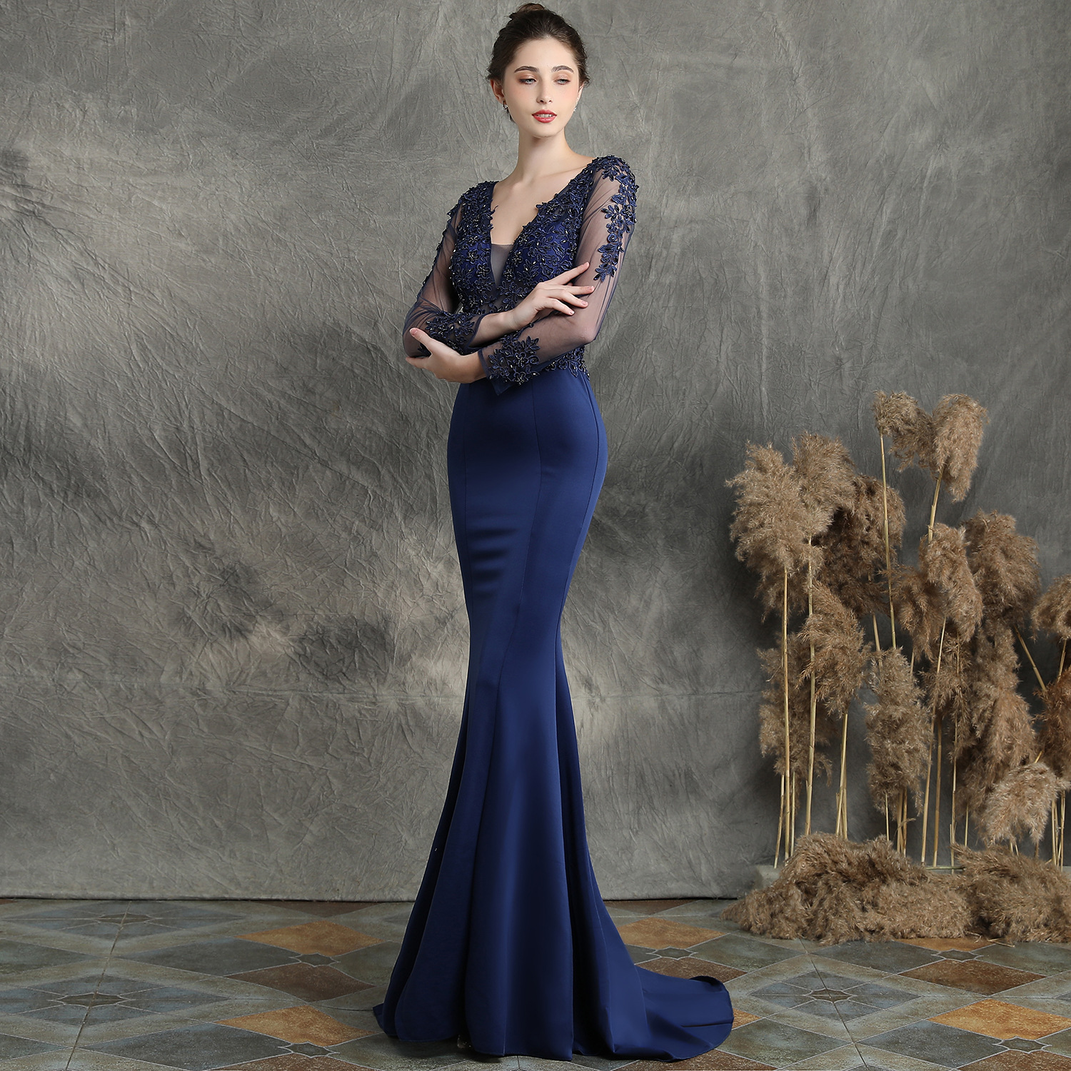 Elegant Navy Blue Mother Of The Bride Dress 2022 V Neck Beaded Lace Long Sleeve Mermaid Wedding Guest Evening Dresses Satin Groom Mom Evening Party Go