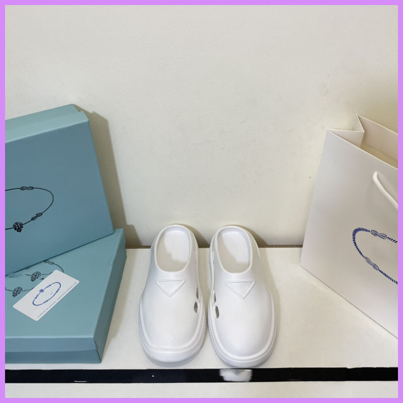 Street Fashion Slippers Women Mens New Designer Sandals Outdoor Beach TPU Lovers Flip Flop Shoes Womens Slipper Summer With Box D224153F, Black
Street Fashion Slippers Women Mens New Designer Sandals Outdoor Beach TPU Lovers Flip Flop Shoes Womens Slipper Summer With Box D224153F, Black