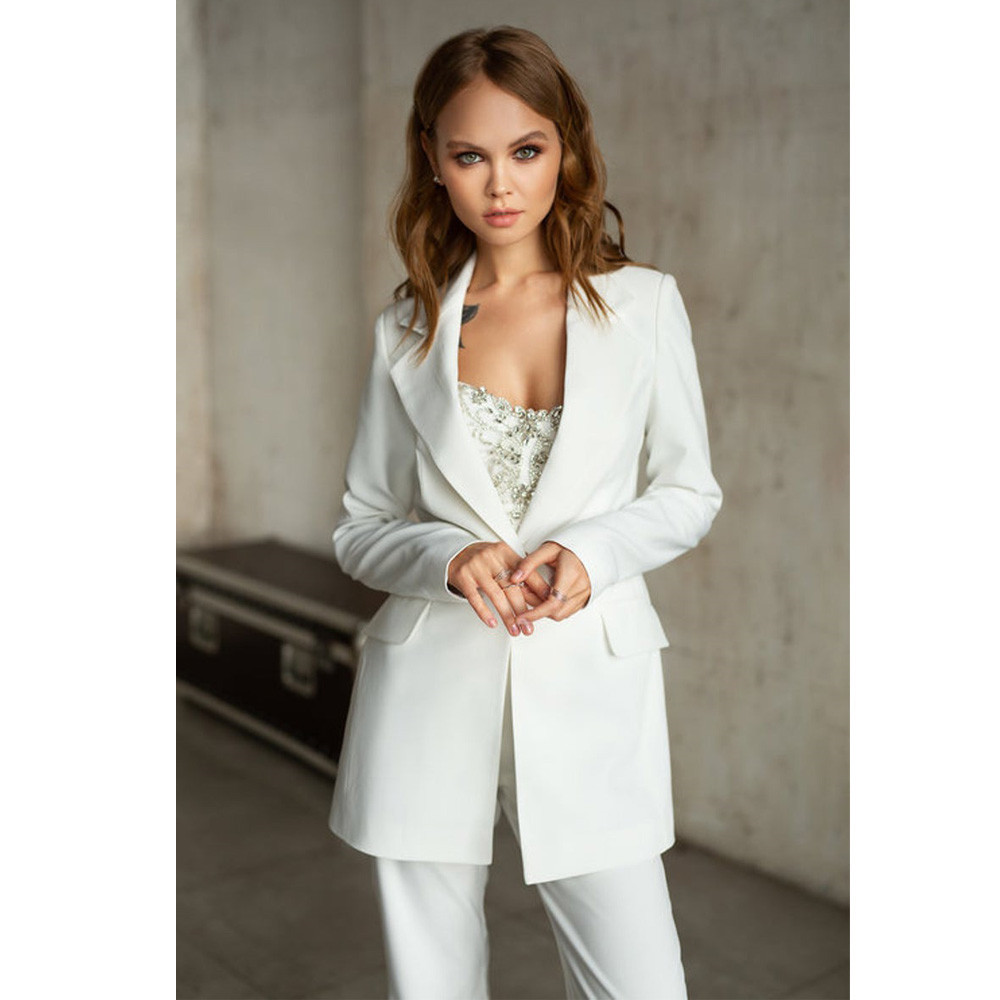Beach Wedding Jumpsuit Dress with Jacket 2022 Sweetheart Lace Stain Beaded Outdoor Lesbian Bridal Gown Pant Suit