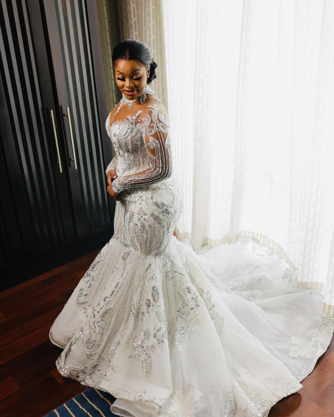 Mermaid Luxurious Sparkly Wedding Dress Plus Size Arabic Aso Ebi Sheer Neck Lace applique illusion long sleeve Bridal Gowns