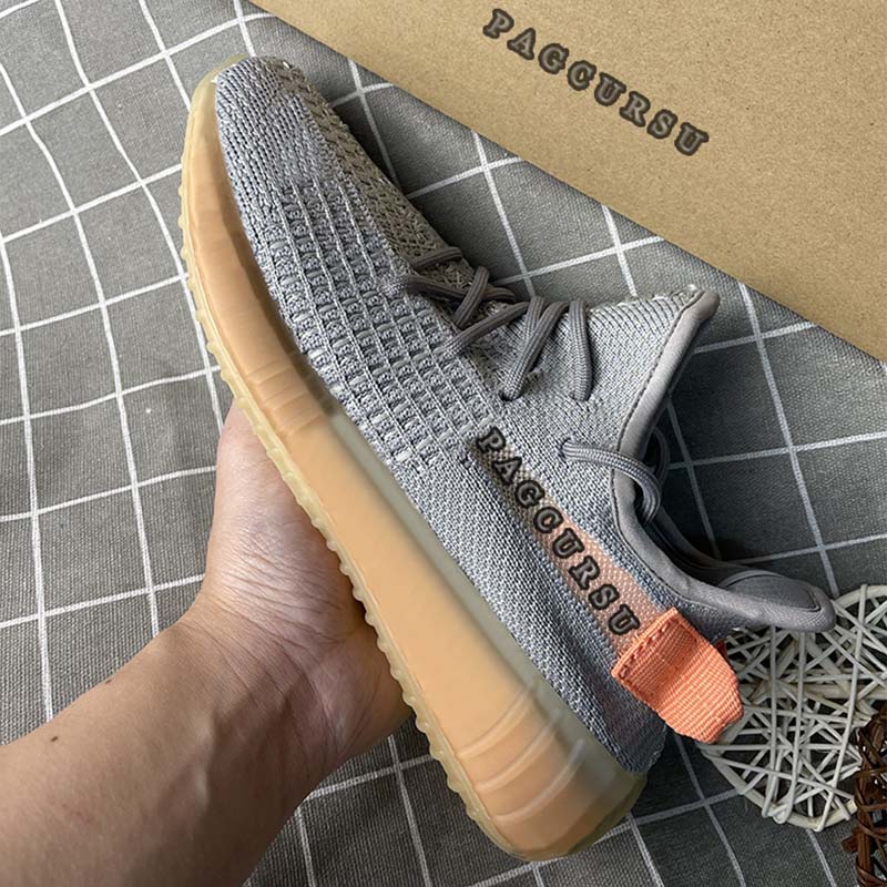 2022 Static 3M Reflective V2 Beluga 2.0 Men Women Casual Men Shoes Zebra Black White Yellow Blue Angel sports designer Sneakers Walking Eur 36-47, With original box
2022 Static 3M Reflective V2 Beluga 2.0 Men Women Casual Men Shoes Zebra Black White Yellow Blue Angel sports designer Sneakers Walking Eur 36-47, With original box