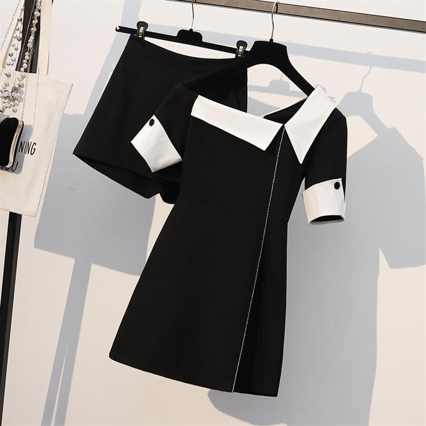 Plus Size Women Summer Two Piece Set Korean Irregular Collar Short Sleeve Patchwork Blazer Dresses And Shorts For Suit Women'198F, Black
Plus Size Women Summer Two Piece Set Korean Irregular Collar Short Sleeve Patchwork Blazer Dresses And Shorts For Suit Women'198F, Black
