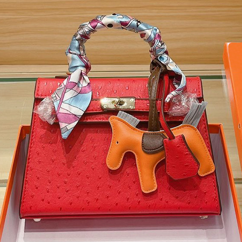 woman Luxury Designer Backpack totes bags designers Handbags Crossbody Multi Pochette Shoulder Bag clutch small horse Pony accessories Ostrich Pattern, Multi-color
woman Luxury Designer Backpack totes bags designers Handbags Crossbody Multi Pochette Shoulder Bag clutch small horse Pony accessories Ostrich Pattern, Multi-color