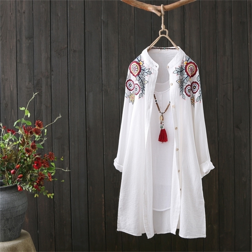 Women White Shirt 100% Cotton Embroidery Long Sleeve Button Up Blouse Fashion Loose Top Office Lady Casual Wear 220716
Women White Shirt 100% Cotton Embroidery Long Sleeve Button Up Blouse Fashion Loose Top Office Lady Casual Wear 220716