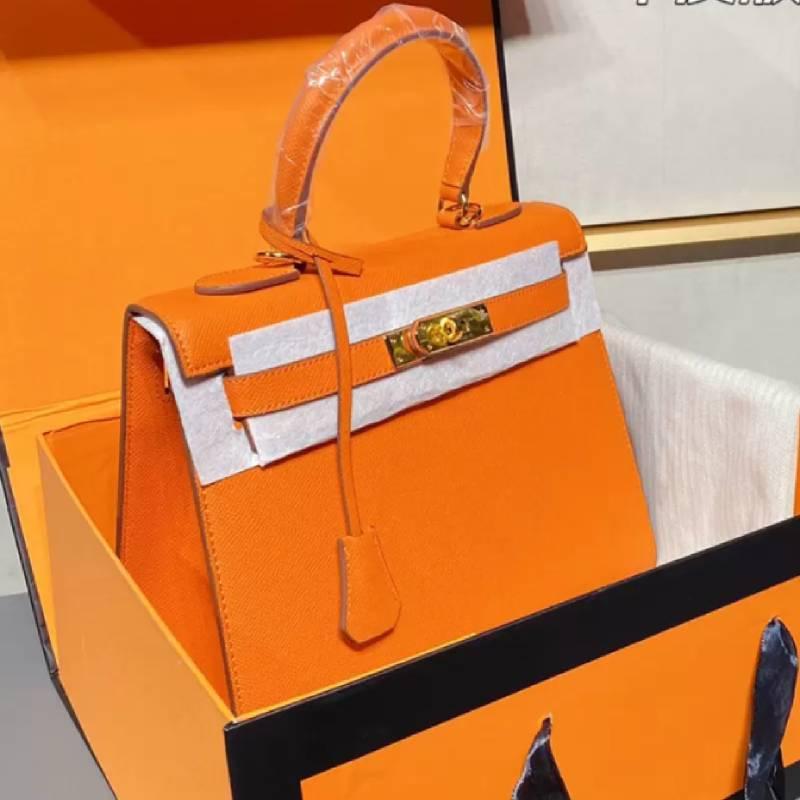 2022 Wholesale Leopard Print Display Tote Bag Op03 Lips Show Off Essential Oil Carrying Purse PVC WOW Canvas Leather Handle, Mode other model contact with us
2022 Wholesale Leopard Print Display Tote Bag Op03 Lips Show Off Essential Oil Carrying Purse PVC WOW Canvas Leather Handle, Mode other model contact with us