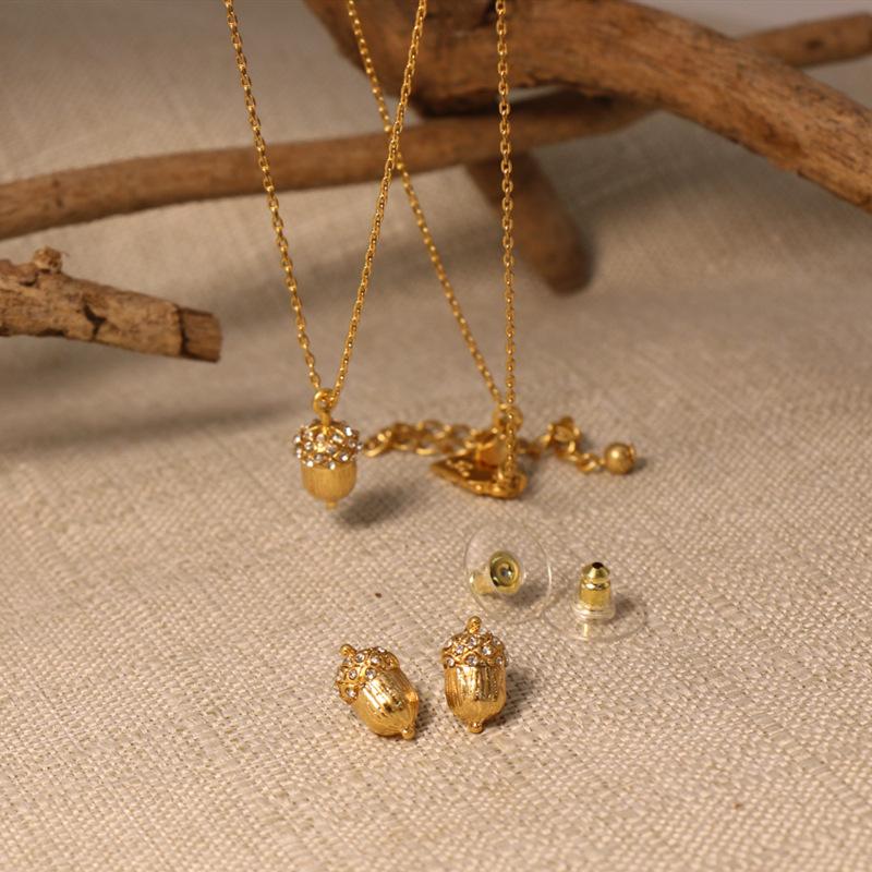 Pendant Necklaces Simple Elegant Cute Pine Nuts Necklace For Women Golden Copper Cones Neck JewelryPendant
Pendant Necklaces Simple Elegant Cute Pine Nuts Necklace For Women Golden Copper Cones Neck JewelryPendant