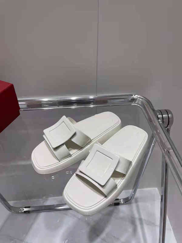 slippers for women High version square button thick soled 2022 spring new increased comfortable flat bottomed anti slip slippers for women, Light blue
slippers for women High version square button thick soled 2022 spring new increased comfortable flat bottomed anti slip slippers for women, Light blue