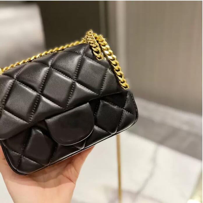 TZ Women Luxury Designer Classic Mini Flap Quilted Bags Calfskin Genuine Leather Enamel Buckle Charms Vanity Purse Cosmetic Case Outdoor Sacoche Handbags 18CM, Shipping
TZ Women Luxury Designer Classic Mini Flap Quilted Bags Calfskin Genuine Leather Enamel Buckle Charms Vanity Purse Cosmetic Case Outdoor Sacoche Handbags 18CM, Shipping
