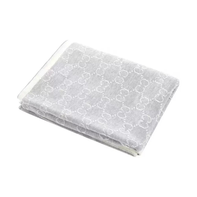 Designer Brand Baby Blankets Luxury Letter Embroidery Spring Newborn Super Soft Swaddle Wrap Infant Sleeping blanket, 4#
Designer Brand Baby Blankets Luxury Letter Embroidery Spring Newborn Super Soft Swaddle Wrap Infant Sleeping blanket, 4#