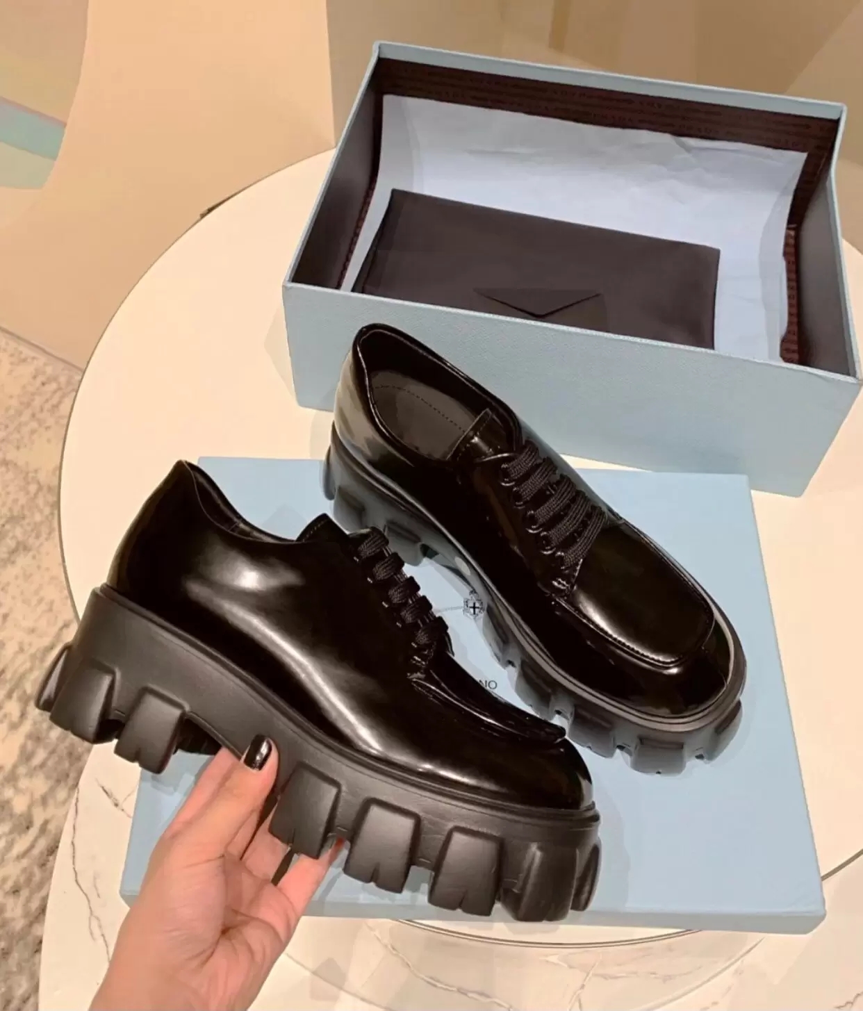 Famous Brands Triangle Monolith Loafers Shoes Women's Chunky Platform Sneakers Lug Sole Moccasins Lady Comfort Walking EU35-40.Box
Famous Brands Triangle Monolith Loafers Shoes Women's Chunky Platform Sneakers Lug Sole Moccasins Lady Comfort Walking EU35-40.Box