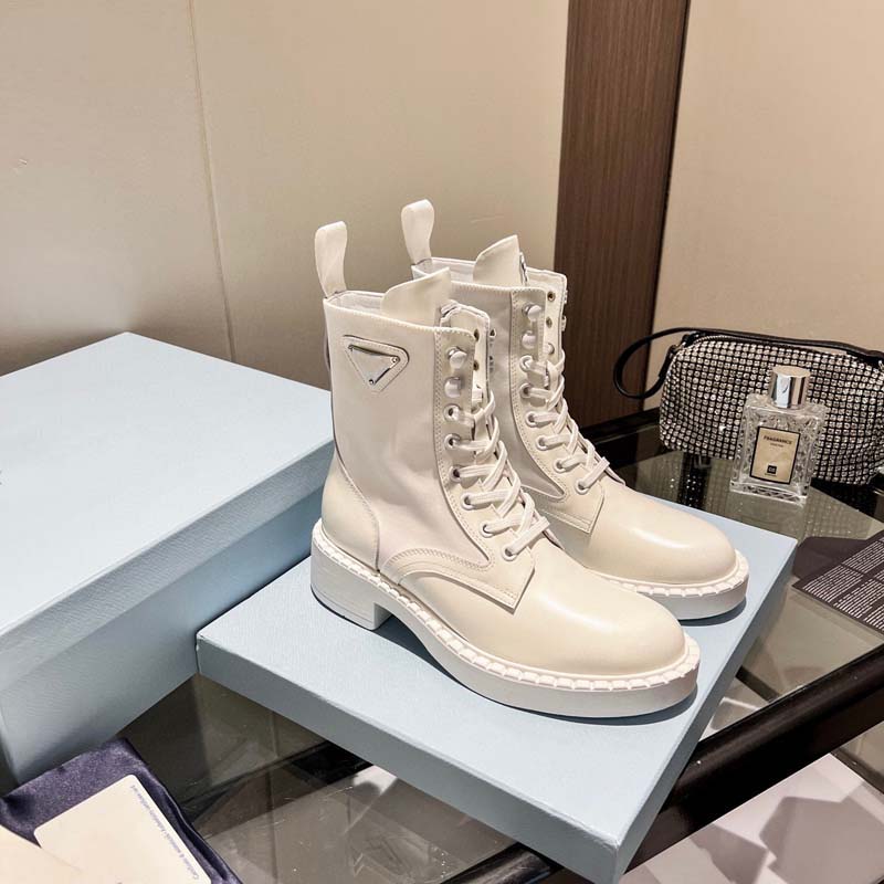 Womens Luxury Ankle Leather Martin Casual Boots Nylon Pocket Platform Wedge Lace Up Round Toe Chunky Heel Flat Booties Womens Thick Designer Shoes, #34
Womens Luxury Ankle Leather Martin Casual Boots Nylon Pocket Platform Wedge Lace Up Round Toe Chunky Heel Flat Booties Womens Thick Designer Shoes, #34