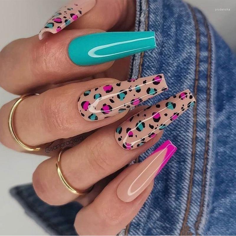 False Nails 24pcs French Leopard Print Pattern Fake Full Cover Glue DIY Manicure Nail Art Tools Prud22, Jp1406
False Nails 24pcs French Leopard Print Pattern Fake Full Cover Glue DIY Manicure Nail Art Tools Prud22, Jp1406