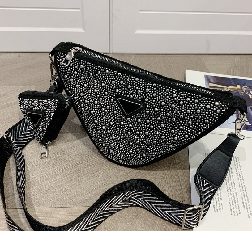 Top quality Diamond Underarm waist bag women ins fashion chest bags chains Shoulder Messenger Pocket handbag Cross Body Handbags Clutch Walletpack lady Totes, Black
Top quality Diamond Underarm waist bag women ins fashion chest bags chains Shoulder Messenger Pocket handbag Cross Body Handbags Clutch Walletpack lady Totes, Black