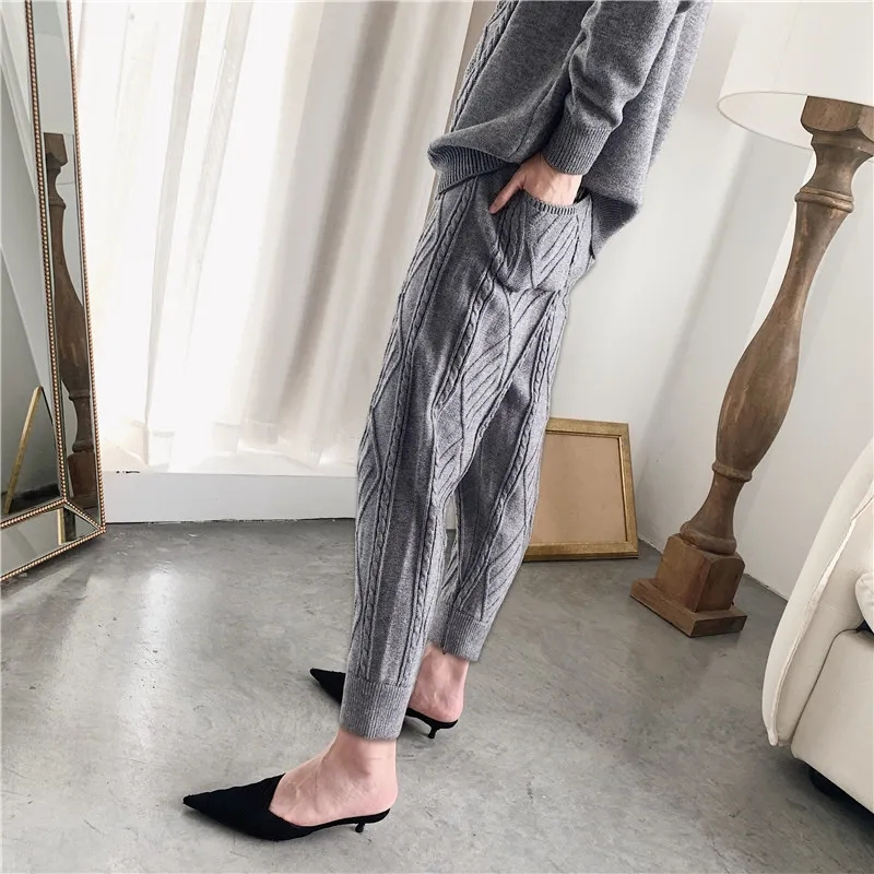 Autumn Winter Thick Woolen Knitting Trouser's Loose Radish-shaped Beam Feet Fashion Trend Knitted Twist Drawstring 220325