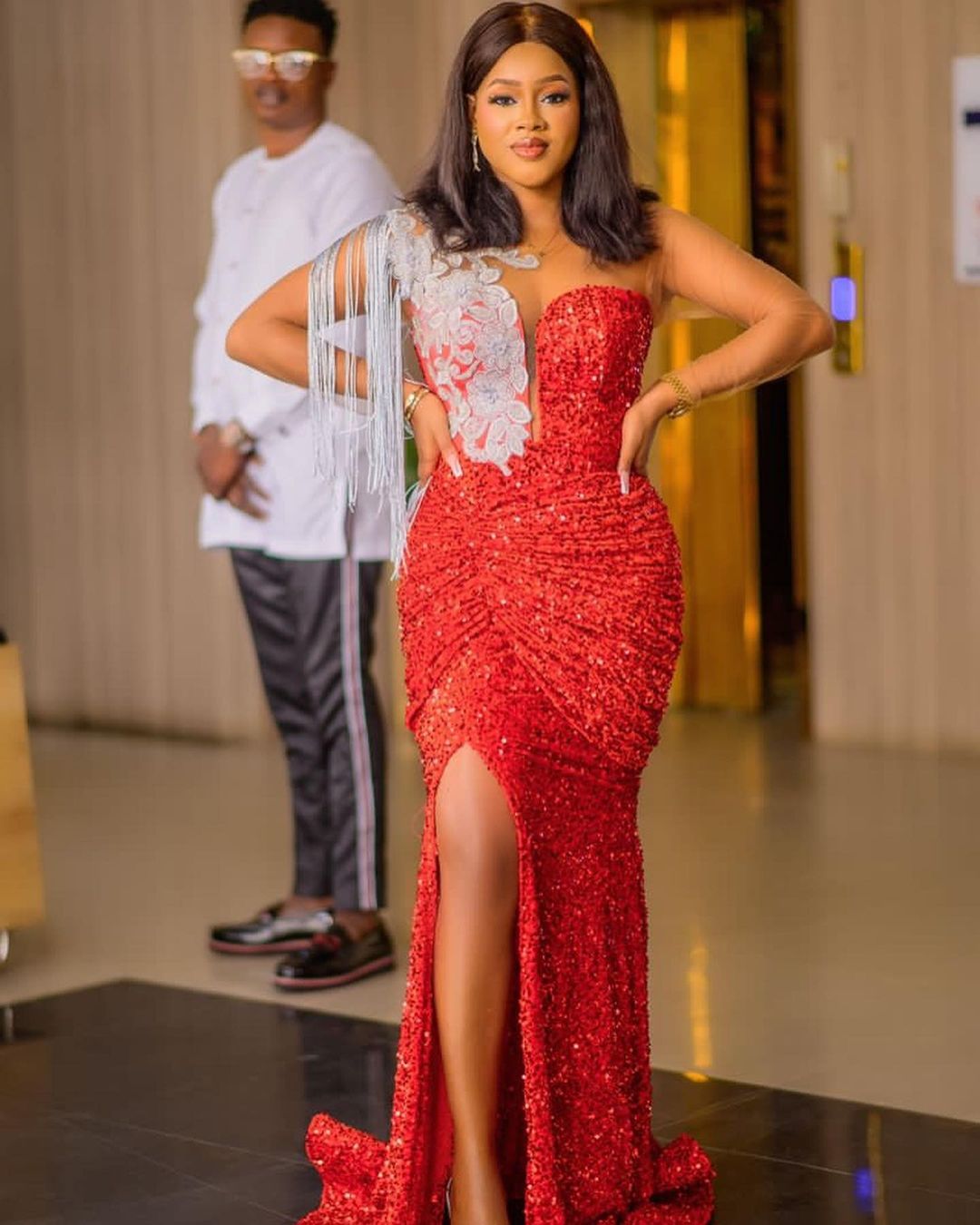 Plus Size Arabic Aso Ebi Red Mermaid Sparkly Prom Dresses Lace Beaded Evening Formal Party Second Reception Birthday Engagement Bridesmaid Gowns Dress