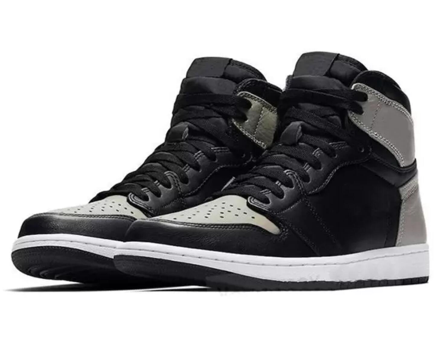 Jumpman 1 Basketball Shoes High black grey Athletics University Sneakers Running Shoe For Men Sports Torch Hare UNG Game Size 5.5 6.5 7.5 8.5 9.5 10.5 11.5 12.5 13.5
Jumpman 1 Basketball Shoes High black grey Athletics University Sneakers Running Shoe For Men Sports Torch Hare UNG Game Size 5.5 6.5 7.5 8.5 9.5 10.5 11.5 12.5 13.5