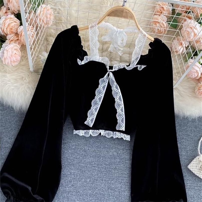 Sexy Halter Lace Patchwork Short Blouse For Women Casual Puff Sleeve Velvet Shirt Female Black Tops Fashion Autumn Winter 220419
Sexy Halter Lace Patchwork Short Blouse For Women Casual Puff Sleeve Velvet Shirt Female Black Tops Fashion Autumn Winter 220419