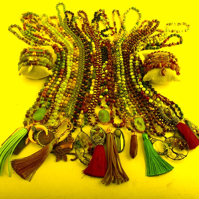 Pendant Necklaces Wholesale Red 20pc Mix Color Necklace / Bracelet Set Fashion Boho Jewelry Handmade Women GiftPendant
Pendant Necklaces Wholesale Red 20pc Mix Color Necklace / Bracelet Set Fashion Boho Jewelry Handmade Women GiftPendant